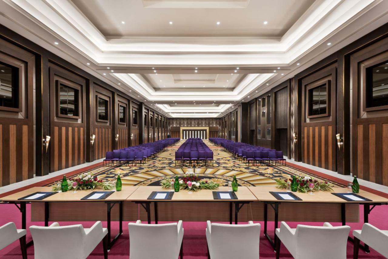 Hotel Ramada Plaza By Wyndham Lucknow Exterior foto